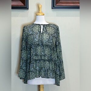 LOFT | Size Medium Ruffled Sheer Patterned Blouse